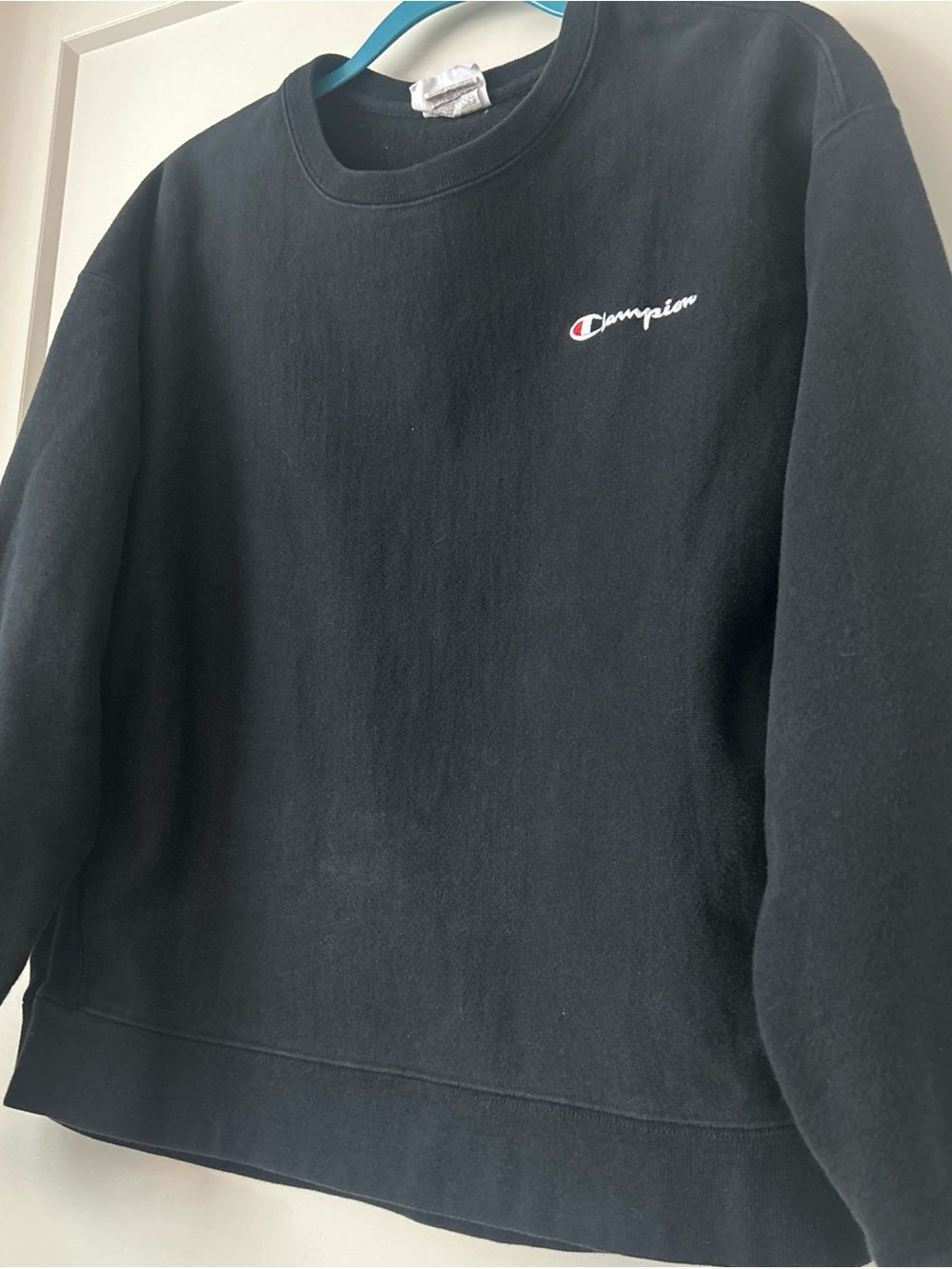 🖤Champion Black Crewneck Sweater